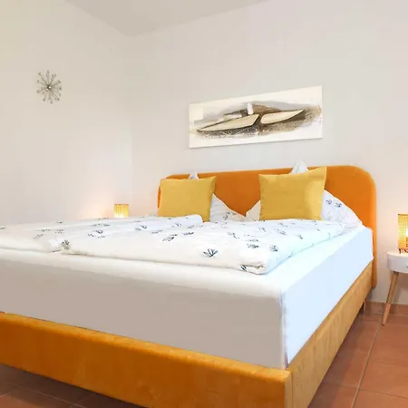 Fip Park Teichblick *